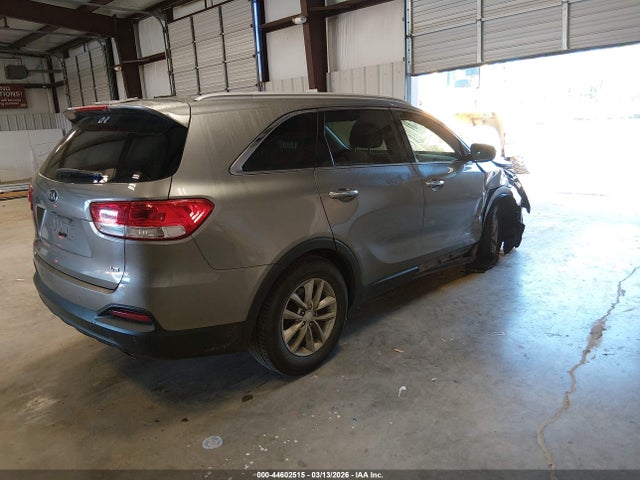 5XYPG4A55GG015058 KIA Sorento 3.3l Lx