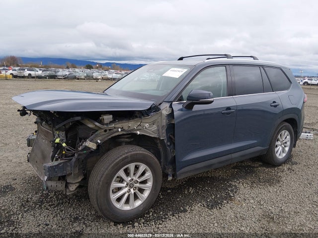 Toyota Grand Highlander Xle 2024 5TDAAAB51RS007274 Image 2