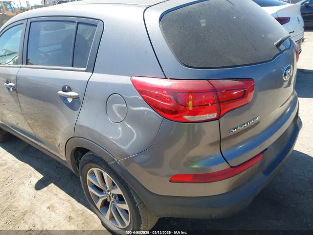 KNDPB3AC9G7809324 KIA Sportage Lx