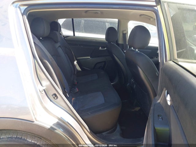 KNDPB3AC9G7809324 KIA Sportage Lx