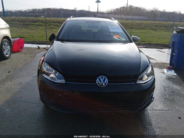2015 Volkswagen Golf Sportwagen Tdi S 4-door მანქანა იყიდება აუქციონზე, vin: 3VWFA7AU8FM504977, აუქციონის ნომერი: 44602537