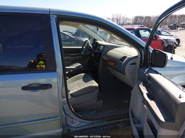 2008 CHRYSLER TOWN & COUNTRY 2A8HR44H98R649015 Photo 4
