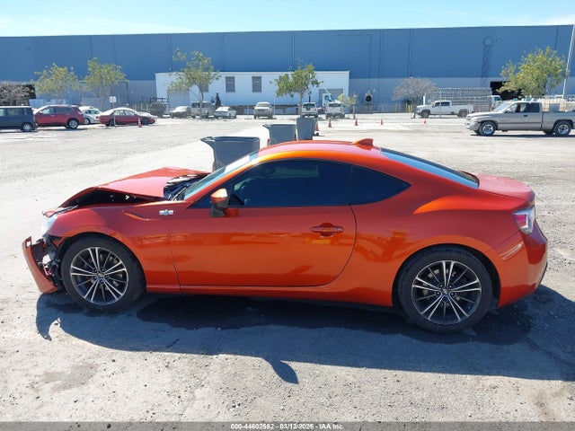 Scion FR-S 2015 JF1ZNAA11F9705180 Image 14