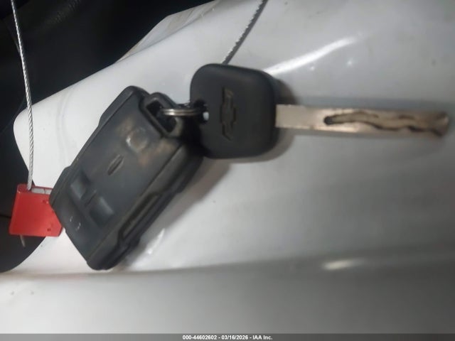 3GCUKREC4GG355777 Chevrolet Silverado 1500 2lt