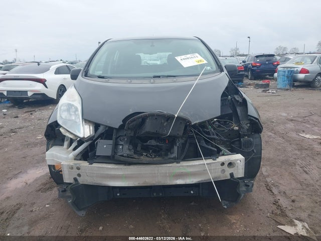 1N4AZ0CP0FC325716 Nissan LEAF SV