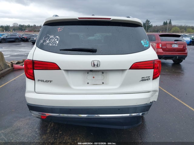 Honda Pilot Elite 2018 5FNYF6H07JB001609 Image 16