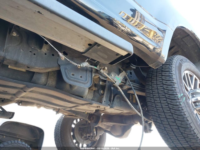 1FT8W3BT5KEF29587 Ford F-350 Lariat