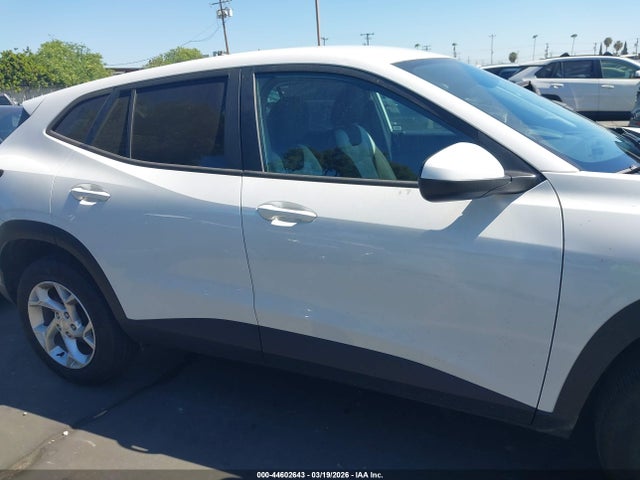 KL77LFE29RC123372 Chevrolet Trax Fwd Sp