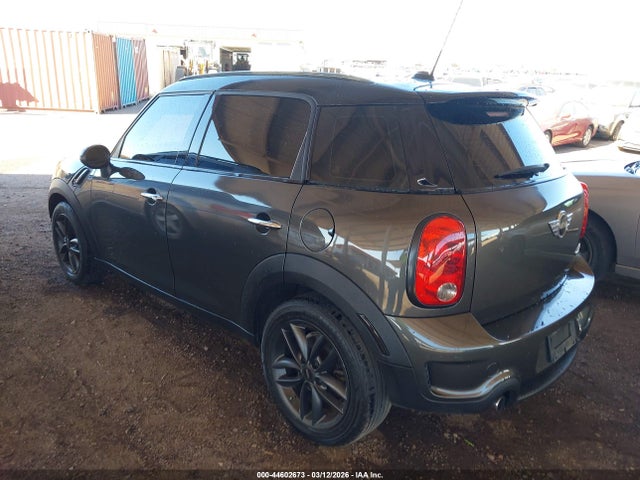 2012 MINI COOPER S COUNTRYMAN WMWZC3C50CWL82228 Photo 2