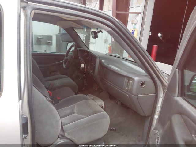 44602680 :رقم المزاد ، 2GTEC19V841127915 vin ، 2004 Gmc Sierra 1500 مزاد بيع