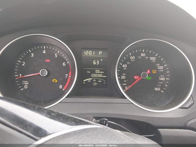 2015 Volkswagen Jetta 2.0l S მანქანა იყიდება აუქციონზე, vin: 3VW2K7AJ2FM217636, აუქციონის ნომერი: 44602683