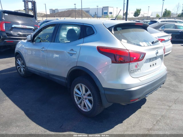 JN1BJ1CPXHW017629 Nissan Rogue Sport S