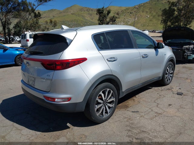 KNDPNCAC4H7032320 KIA Sportage Ex