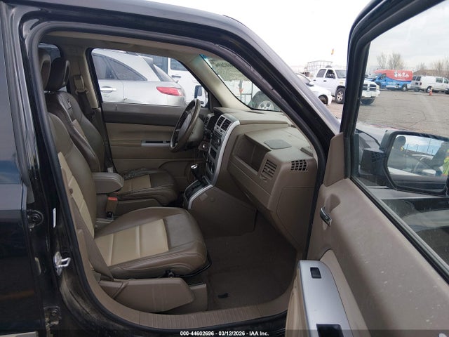 44602696 :رقم المزاد ، 1J8FF48W68D667726 vin ، 2008 Jeep Patriot Limited مزاد بيع