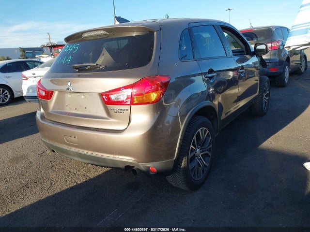 2017 MITSUBISHI OUTLANDER SPORT JA4AP3AU6HZ062037 Photo 3