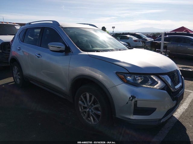 2018 KNMAT2MV3JP573707 main image