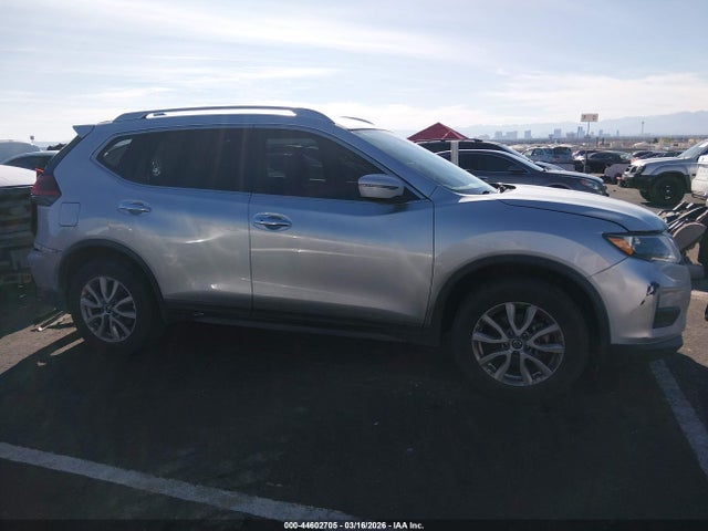 KNMAT2MV3JP573707 Nissan ROGUE SV