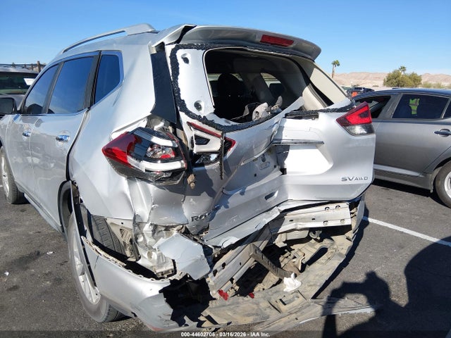 KNMAT2MV3JP573707 Nissan ROGUE SV