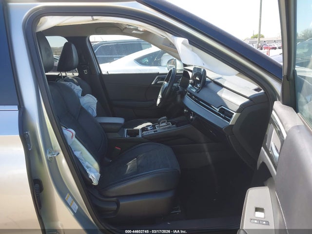 2024 MITSUBISHI OUTLANDER JA4J3VA85RZ062381 Photo 4