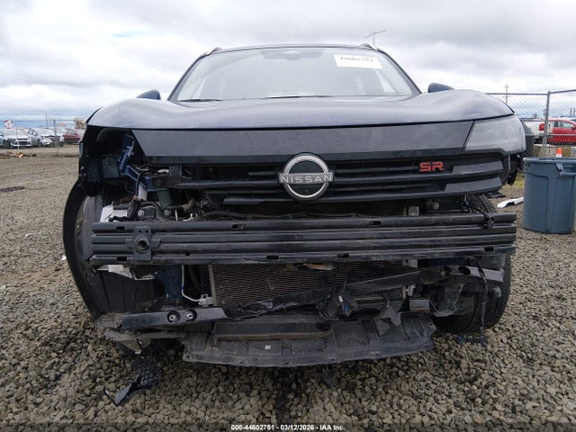 3N8AP6DB9SL326971 Nissan Kicks Sr Intelligent Awd