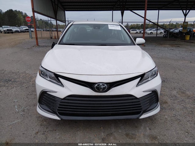 Aukcja sprzedaży 2022 Toyota Camry Le, vin: 4T1C11AK2NU668006, numer aukcji: 44602764