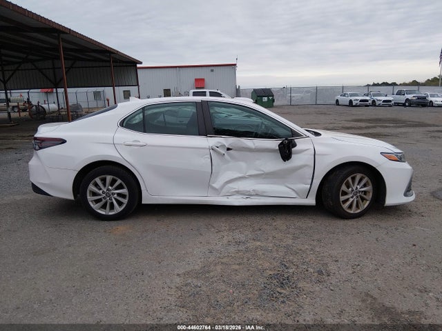 Aukcja sprzedaży 2022 Toyota Camry Le, vin: 4T1C11AK2NU668006, numer aukcji: 44602764