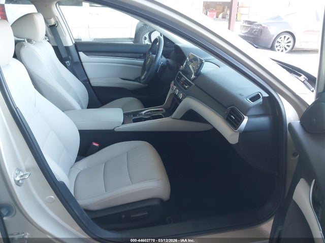 1HGCV3F51JA016014 Honda Accord Hybrid Ex-l