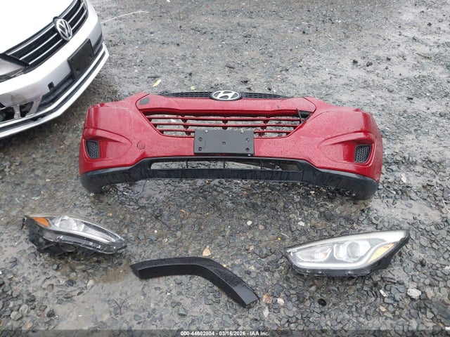 KM8JT3AF1FU086903 Hyundai TUCSON GLS