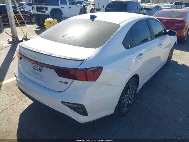 3KPF54AD1PE615775 KIA Forte Gt-line