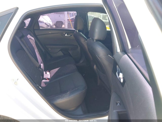 3KPF54AD1PE615775 KIA Forte Gt-line