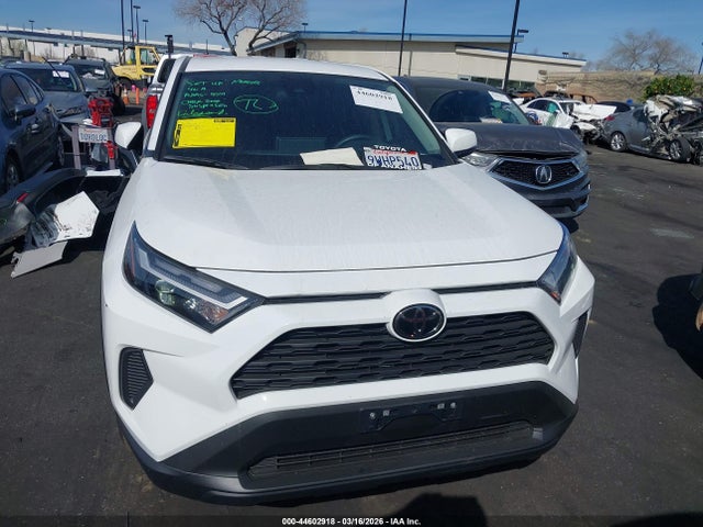 Toyota RAV4 LE 2025 2T3K1RFV0SC352346 Image 13