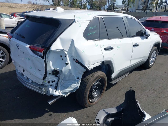 Toyota RAV4 LE 2025 2T3K1RFV0SC352346 Image 4