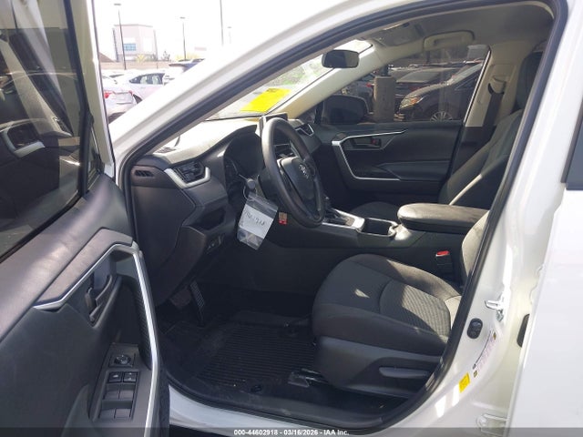 Toyota RAV4 LE 2025 2T3K1RFV0SC352346 Image 5