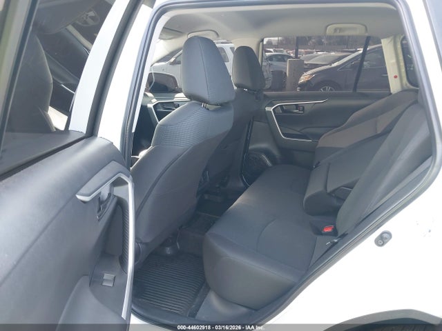 Toyota RAV4 LE 2025 2T3K1RFV0SC352346 Image 8