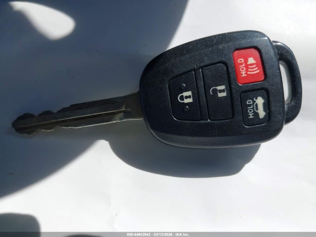 Toyota COROLLA SE 2018 5YFBURHE7JP841290 Image 11