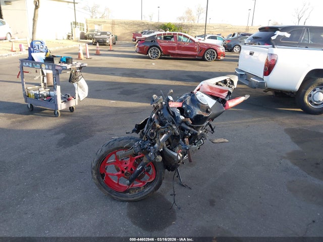 MH3RH06Y2GK014219 Yamaha YZFR3
