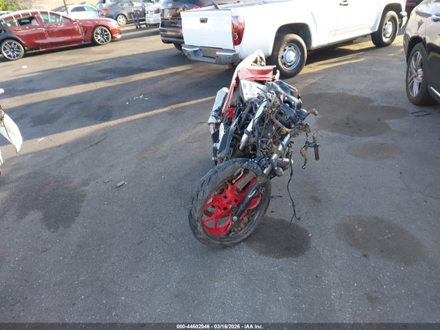 MH3RH06Y2GK014219 Yamaha YZFR3