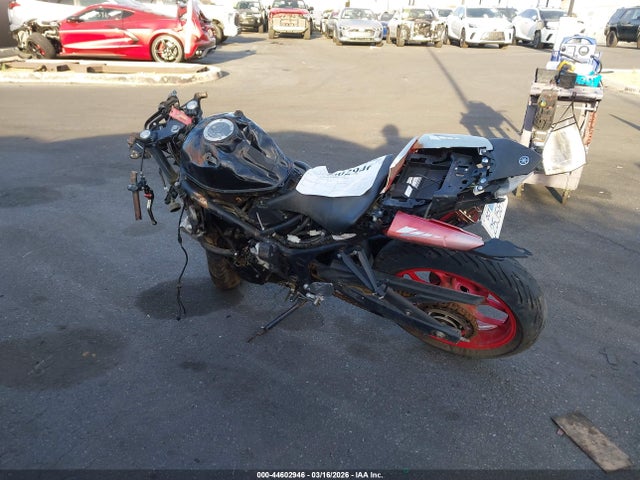 MH3RH06Y2GK014219 Yamaha YZFR3