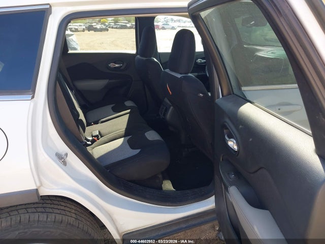 44602952 :رقم المزاد ، 1C4PJMCS4EW219256 vin ، 2014 Jeep Cherokee Latitude مزاد بيع
