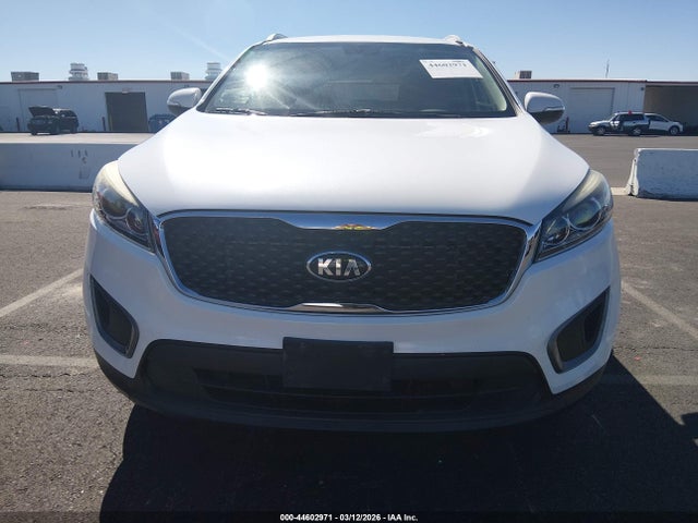 5XYPG4A31GG176893 KIA Sorento 2.4l Lx