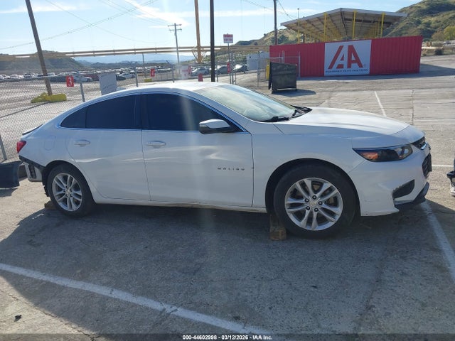 Chevrolet MALIBU LT 2018 1G1ZD5ST4JF129611 Image 14