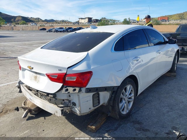 Chevrolet MALIBU LT 2018 1G1ZD5ST4JF129611 Image 4