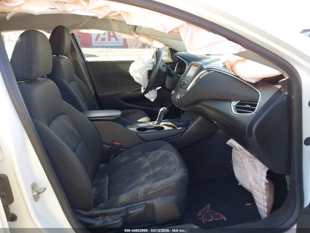 Chevrolet MALIBU LT 2018 1G1ZD5ST4JF129611 Image 5