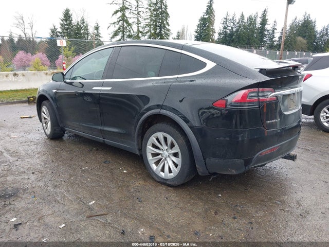 2016 TESLA MODEL X 5YJXCBE20GF016416 Photo 2