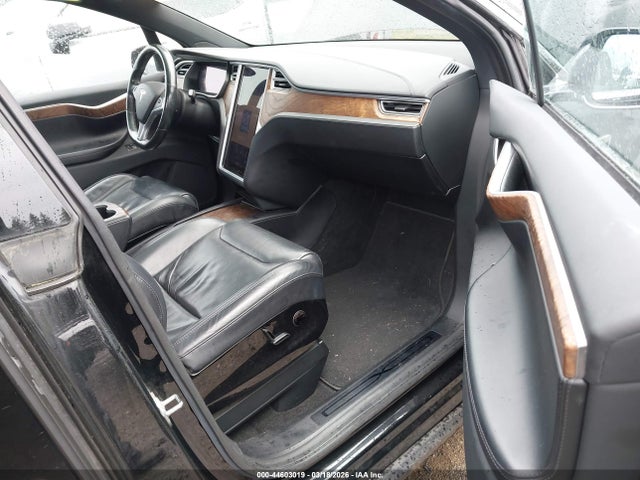 2016 TESLA MODEL X 5YJXCBE20GF016416 Photo 4