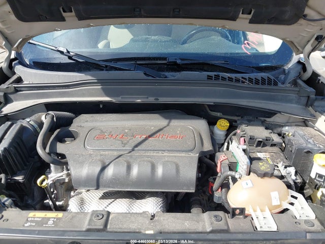 Jeep Renegade Latitude 2016 ZACCJBBT4GPC67515 Image 10