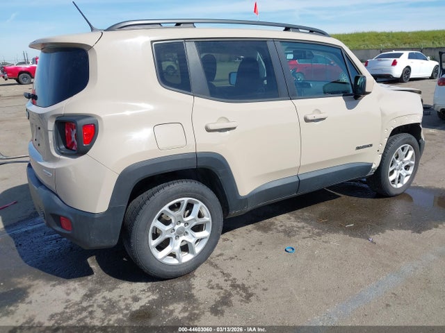 Jeep Renegade Latitude 2016 ZACCJBBT4GPC67515 Image 4