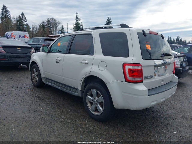 2011 FORD ESCAPE 1FMCU0EG9BKB29137 Photo 2