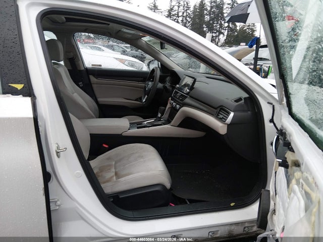 1HGCV1F44JA218339 Honda ACCORD EX