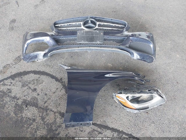 55SWF4JB9GU151042 Mercedes-Benz C 300